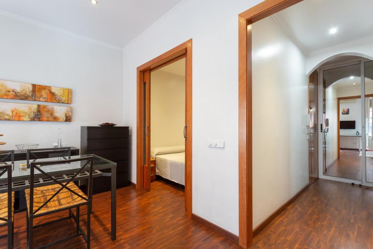 Aparteasy - Turo Park With Lovely Balcony Барселона Екстер'єр фото