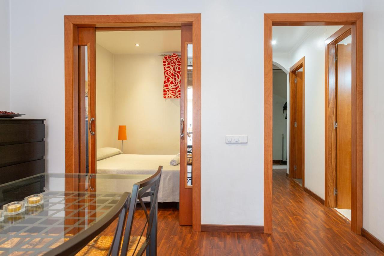 Aparteasy - Turo Park With Lovely Balcony Барселона Екстер'єр фото