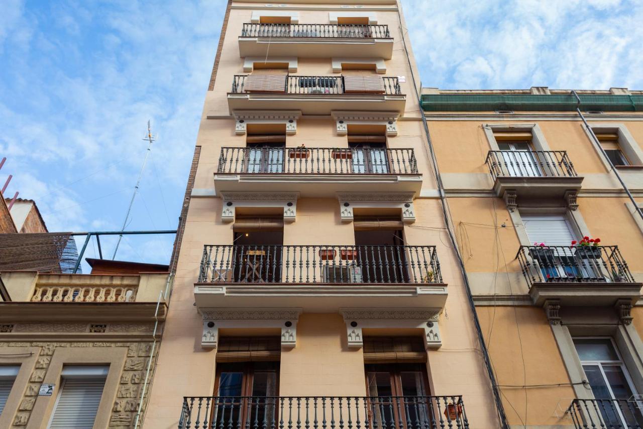 Aparteasy - Turo Park With Lovely Balcony Барселона Екстер'єр фото